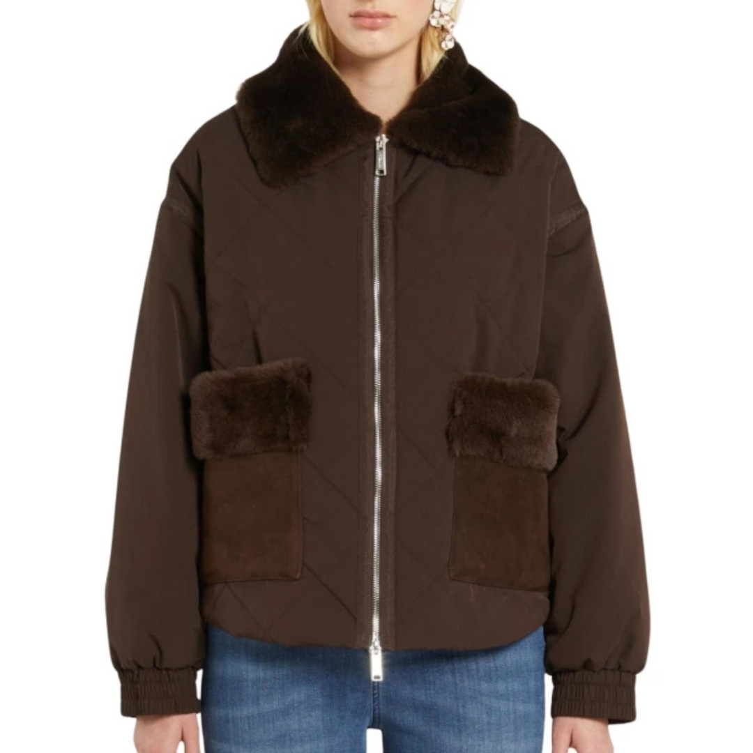 Kurz gepolsterte Senioren-Braun